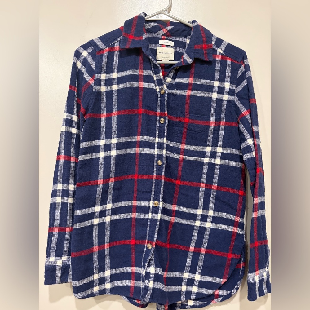 American Eagle Outfitters Navy and Red Plaid Button-Down Shirt